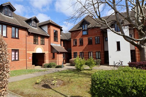 Station Road, Harpenden, AL5 4XS